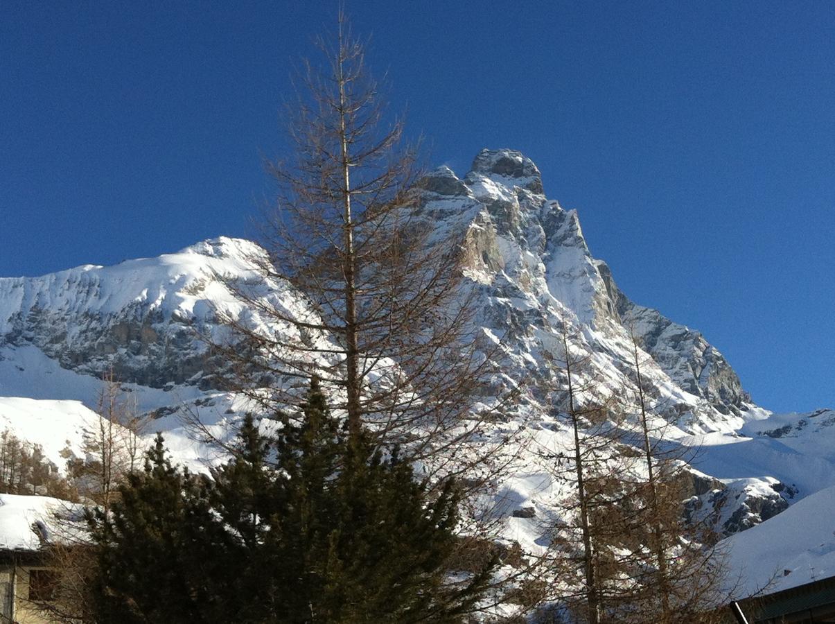 Aux Pieds du Roi - Suite&Spa Breuil-Cervinia Extérieur photo