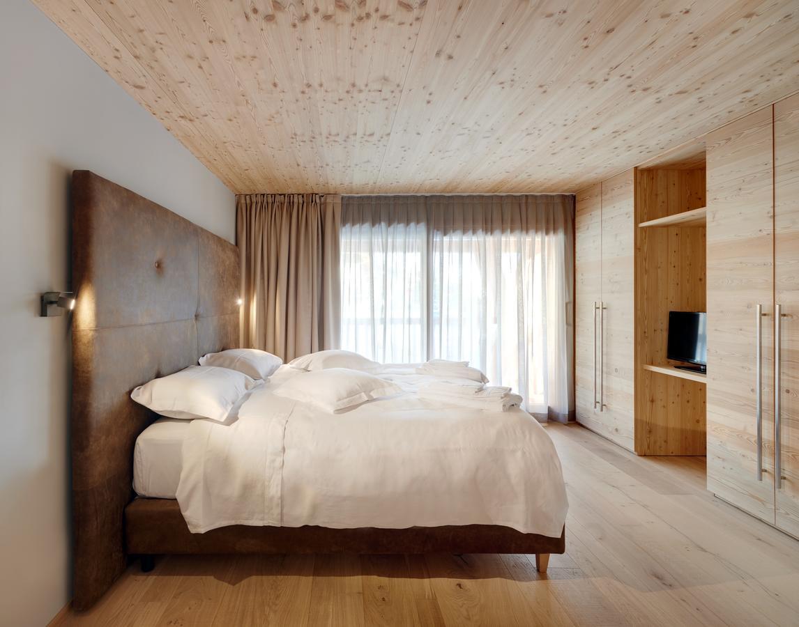 Aux Pieds du Roi - Suite&Spa Breuil-Cervinia Extérieur photo